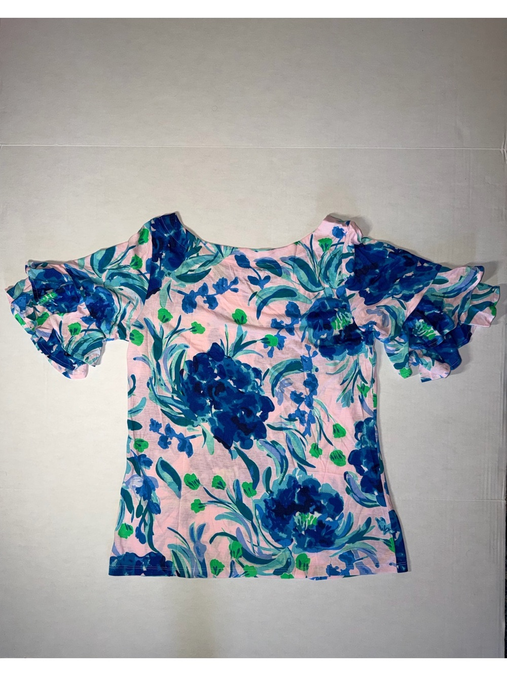 Lilly Pulitzer Pink Top with Blue Floral Print - Picture 2 of 4